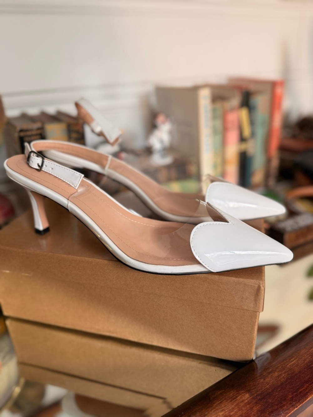 Women’s White Heart-Pointed Slingback Flats - Picture 2 of 5